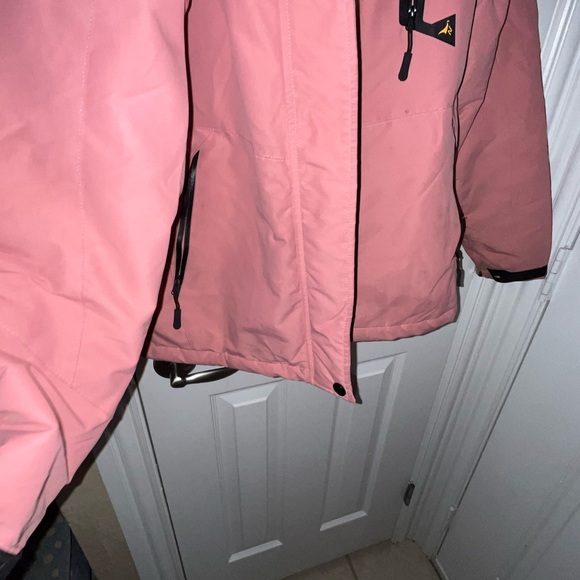 Women's Pink Outdoor Jacket - Picture 10 of 11